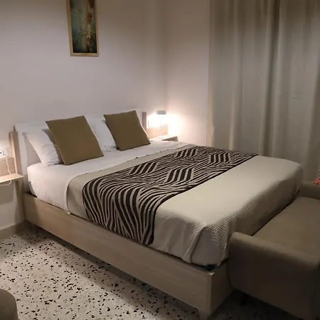 Lägenhetshotell Alcenide Villa San Giovanni