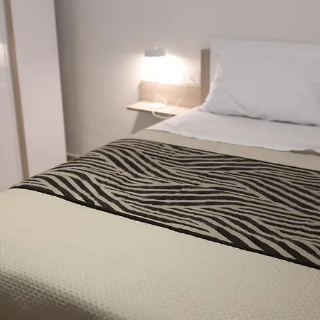 Lägenhetshotell Alcenide 3*